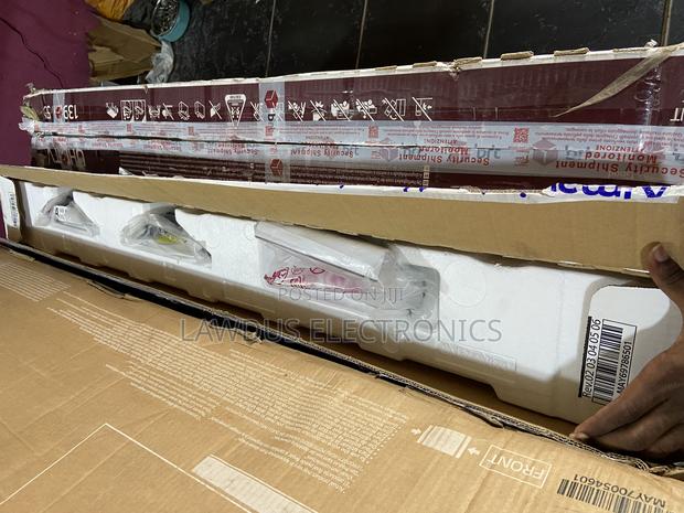 Lg 55” Smart Tv photo 2