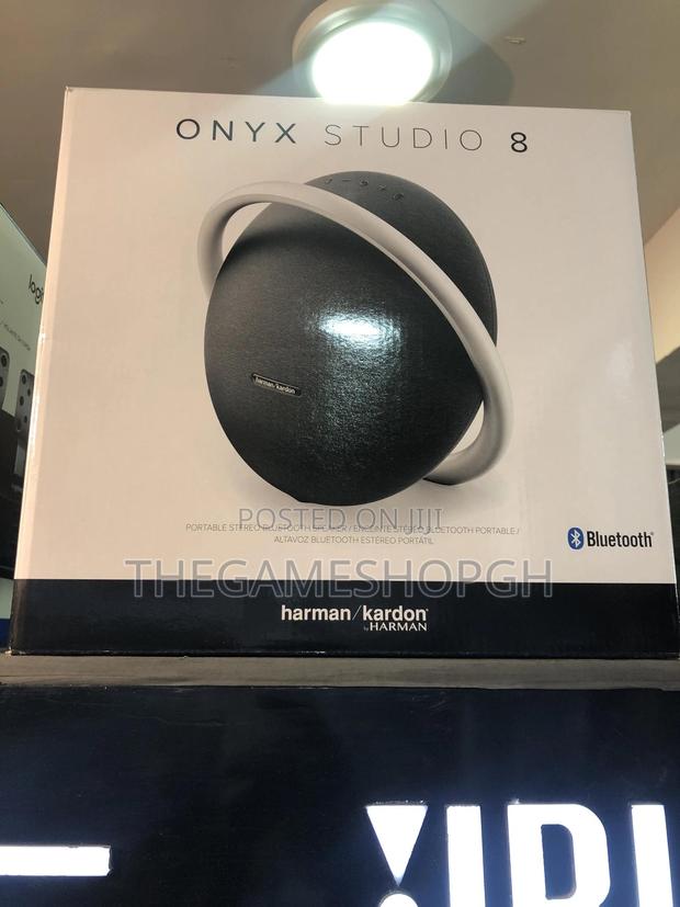 Onyx Studio 8 Wireless Speaker · Photo 3