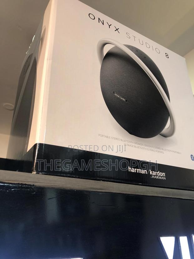 Onyx Studio 8 Wireless Speaker · Photo 4