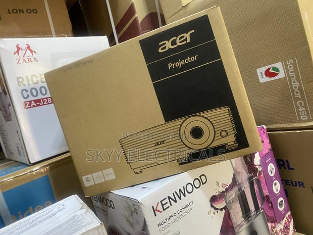 Acer Asv1904 4000lumens Digital Projector · Photo 4