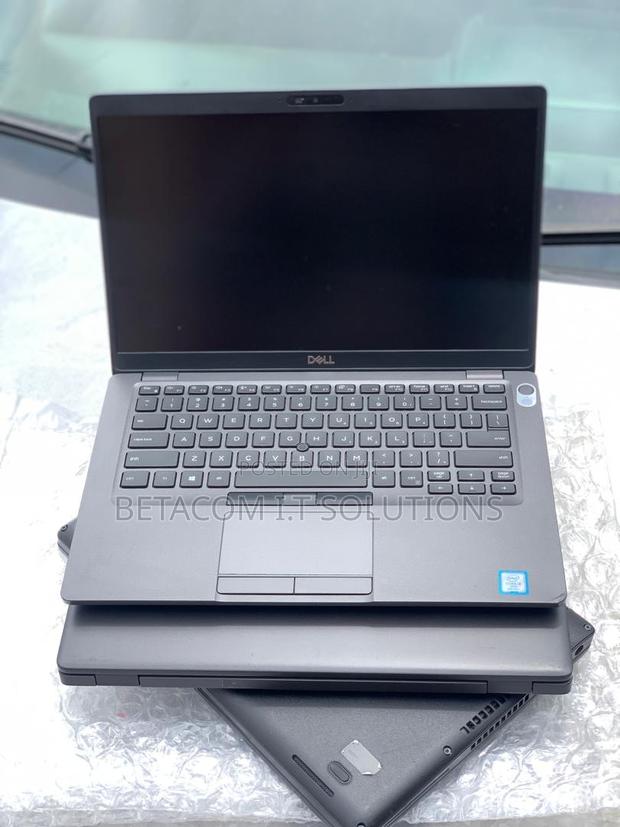 Laptop Dell Latitude 5400 8GB Intel Core i5 SSD 256GB · Photo 1
