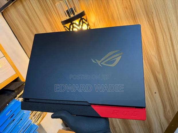 Laptop Asus ROG Strix G15 G512 8GB Intel Core i7 SSD 512GB photo 3