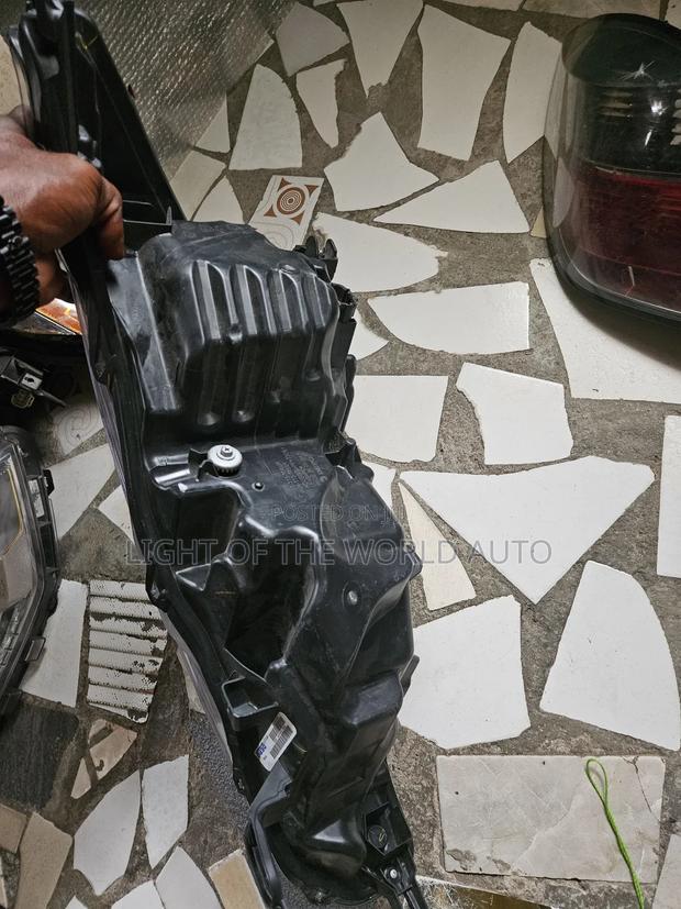 Nissan Altima Headlight 2020 Right Side