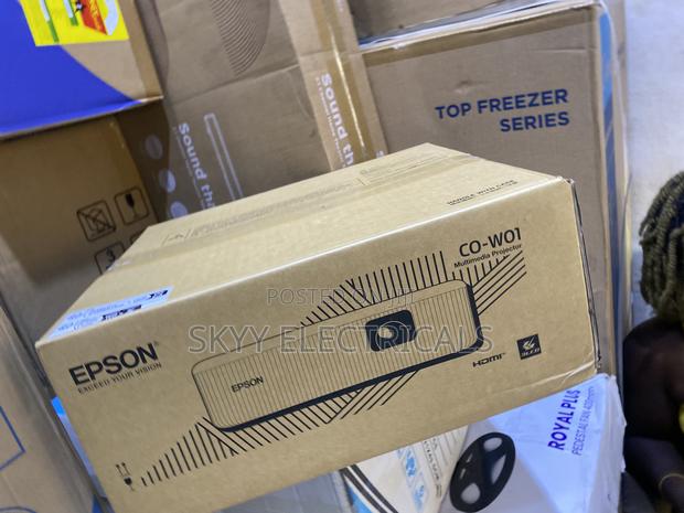 Epson Co-wo1 3000lumens Multimedia Projector · Photo 3