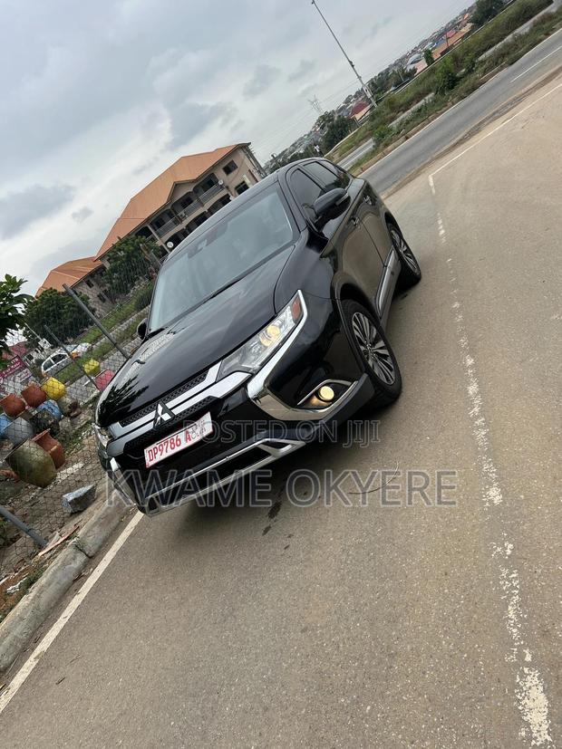 Mitsubishi Outlander SE FWD 2020 Black