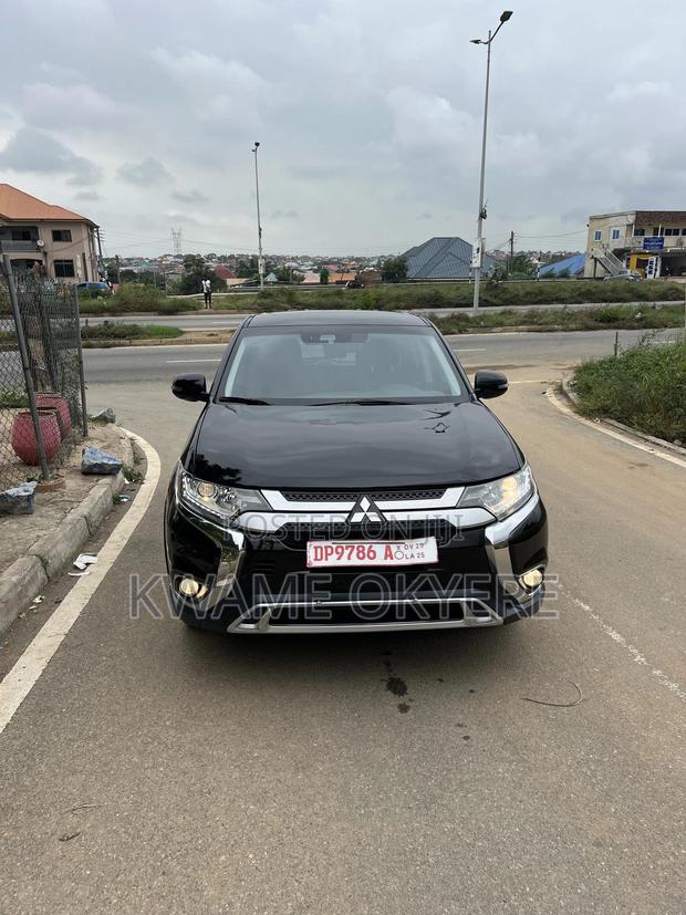 Mitsubishi Outlander SE FWD 2020 Black