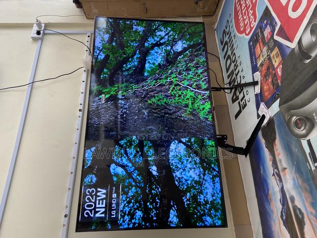 Lg 55” Smart 4k Tv 2023/2024 Model photo 3