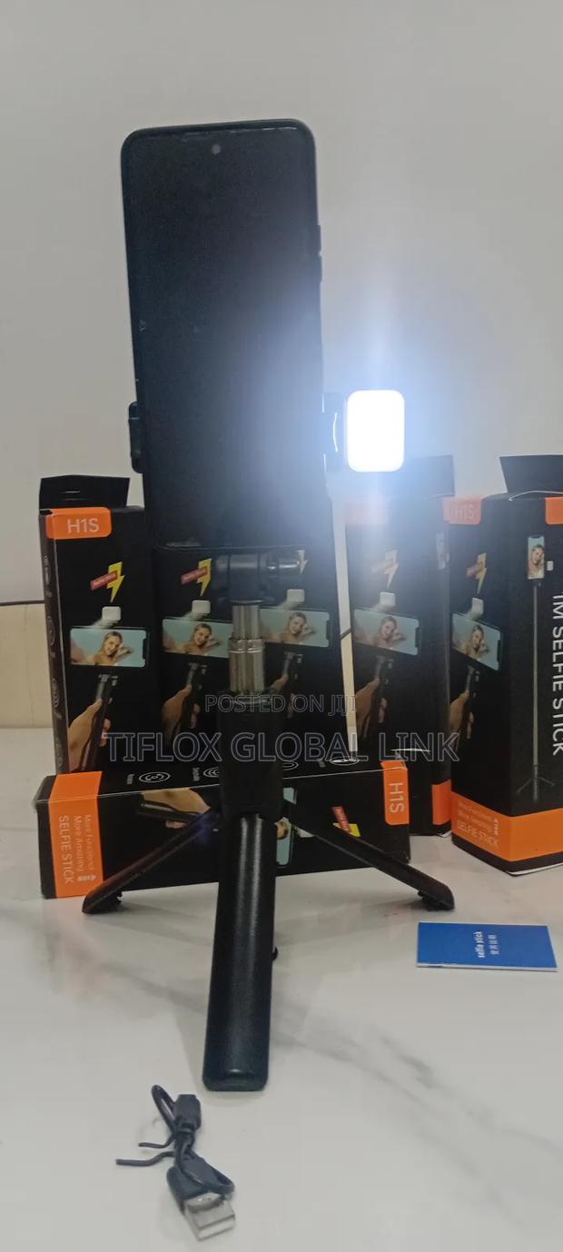 Selfy Stick With Light 1m(Uk) photo 3