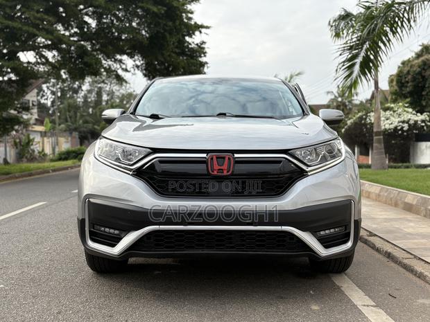 Honda CR-V EX 2021 Silver · Photo 2