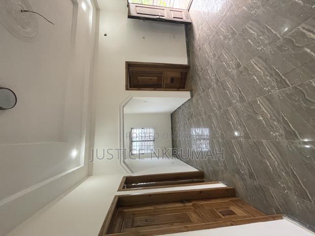 2bdrm Apartment in Mr Justice Estate, Bortiano for rent · Photo 2