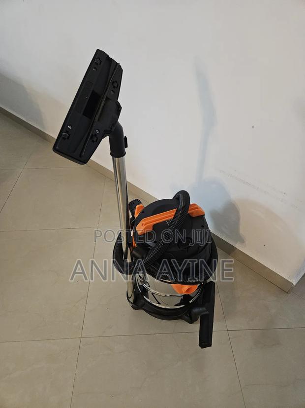 Vacuum Cleaner photo 2