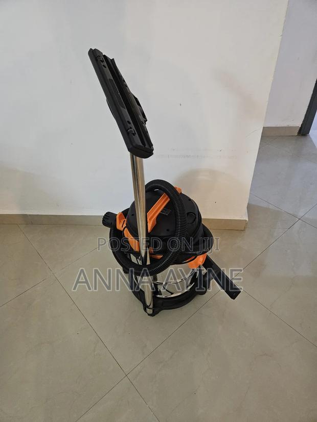 Vacuum Cleaner photo 3
