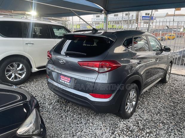 Hyundai Tucson Sport AWD 2017 Gray
