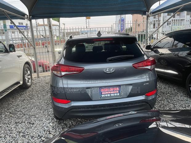 Hyundai Tucson Sport AWD 2017 Gray