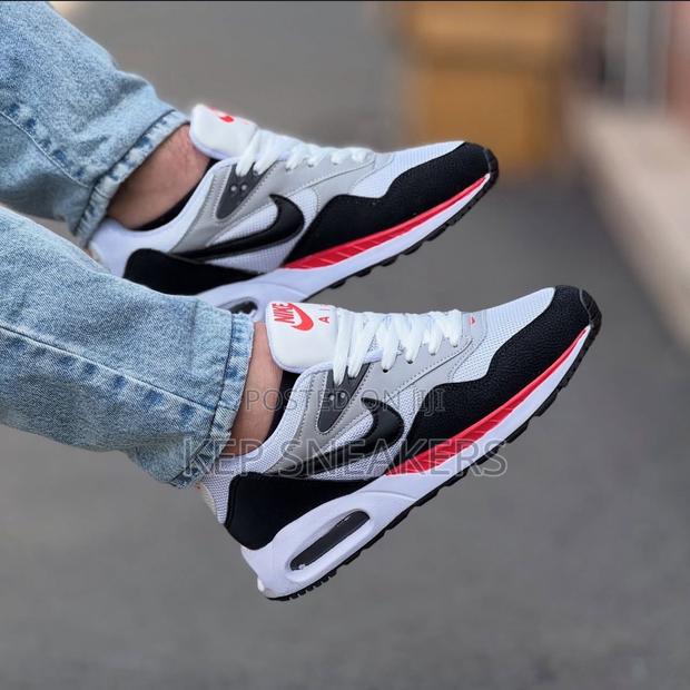 Nike Air Max Correlate · Photo 3