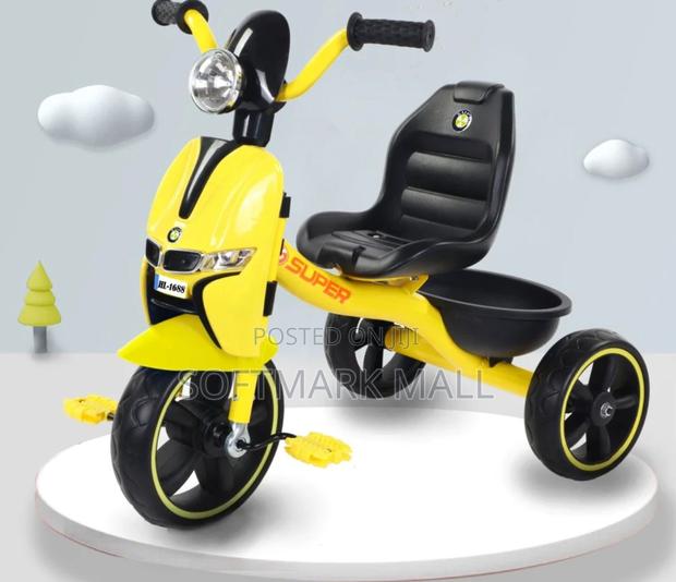 Durable Kids Tricycle- Yellow · Photo 1