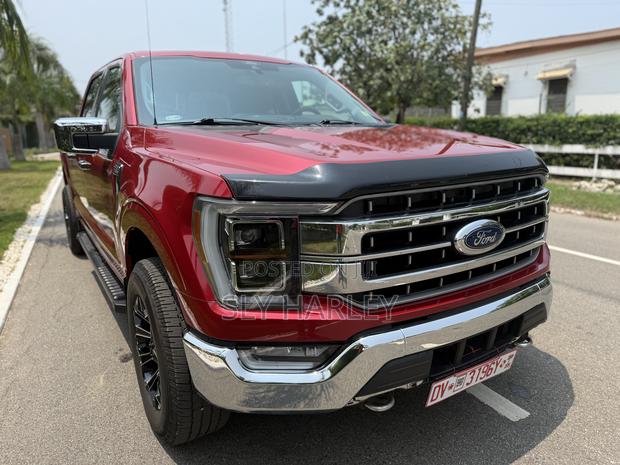 Ford F-150 LARIAT 2021 Red