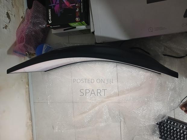 Msi 34inch Gaming Monitor photo 4