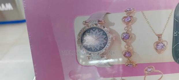 Smart Watch With Necklace photo 3
