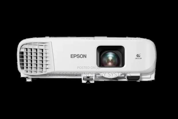 Epson Projector Eb-W53 4000 Lumens · Photo 3