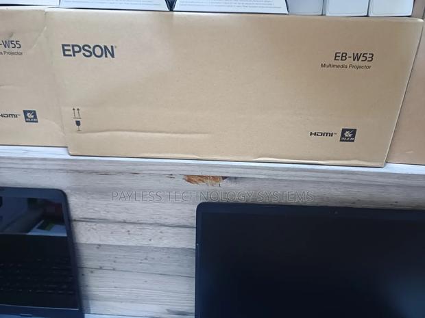 Epson Projector Eb-W53 4000 Lumens · Photo 4