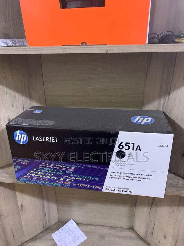 Hp 651a Original Black White Toner · Photo 2