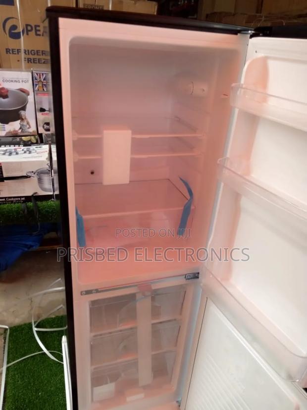 Rainbow Double Door Fridge 141 Litres Bottom Freezer photo 5