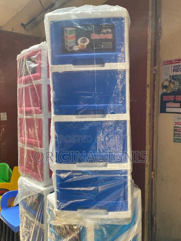 Kids Storage Cabinet · Photo 4