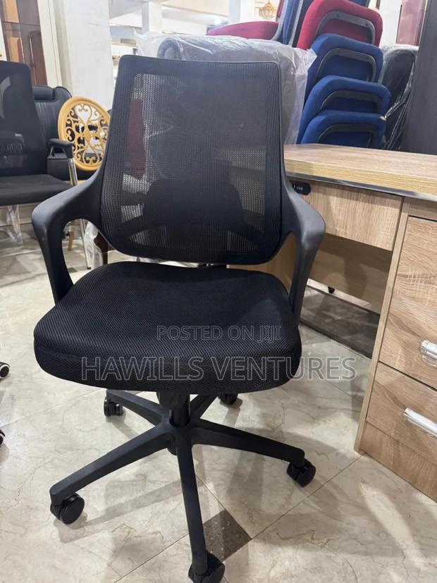 Staff Chair