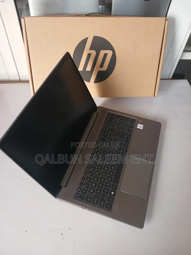Laptop HP Zbook Studio G7 32GB Intel Core i7 SSD 512GB photo 5