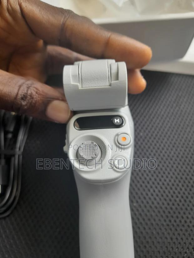 Dji Osmo Mobile Se Phone Gimbal For Rent photo 2