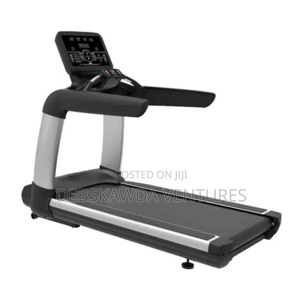 Commercial Treadmill 200kg · Photo 4