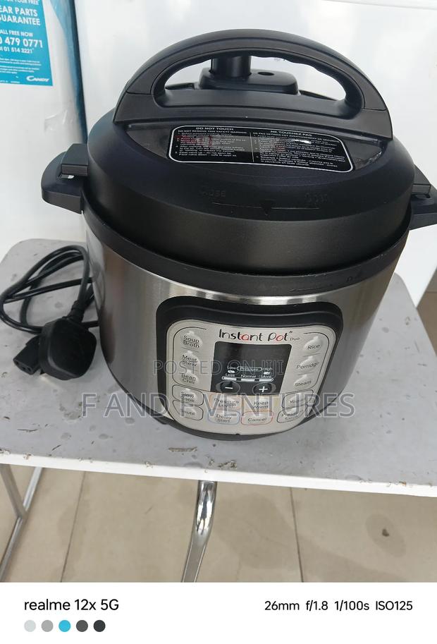 Instant Pot Pressure Cooker - Uk