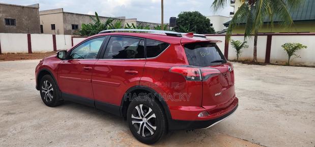Toyota RAV4 LE AWD (2.5L 4cyl 6A) 2016 Red