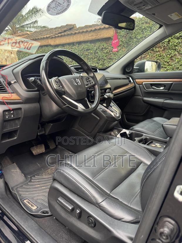 Honda CR-V 2017 Black photo 15