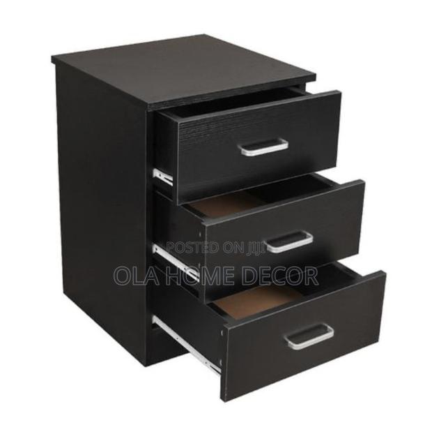 Bed Side Drawer · Photo 3