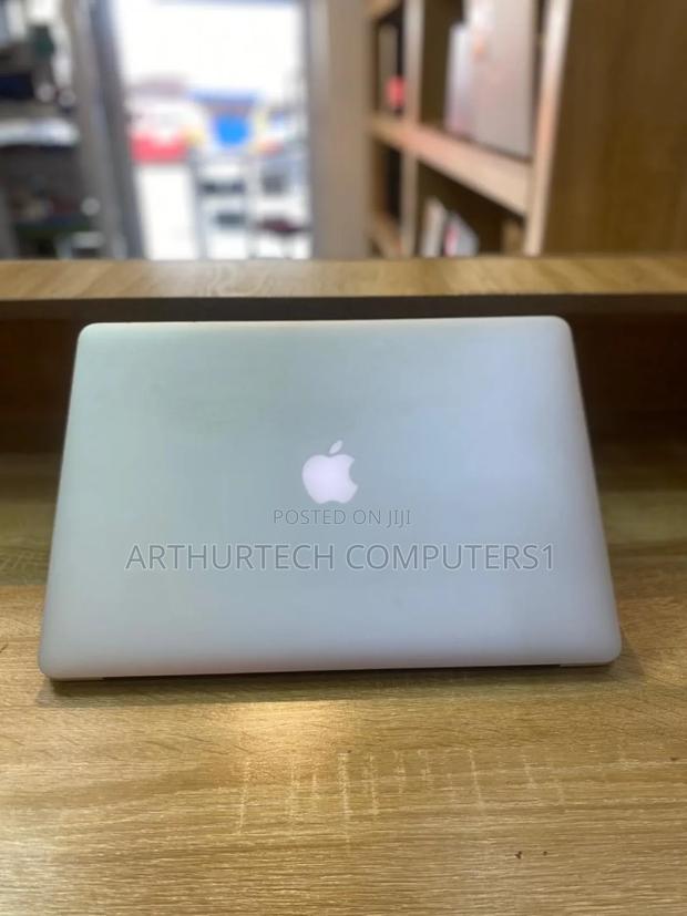Laptop Apple MacBook Pro 2013 16GB Intel Core I7 SSD 256GB · Photo 4