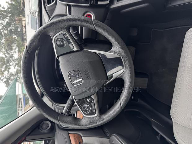 Honda CR-V EX 2022 Red photo 14