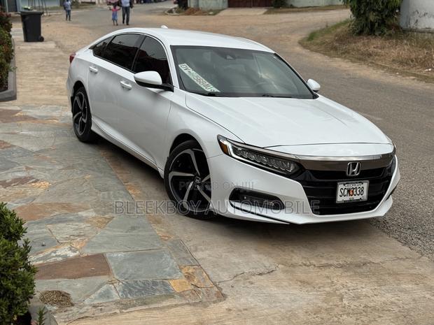 Honda Accord Sport (1.5L 4cyl Turbo CVT) 2019 White photo 5