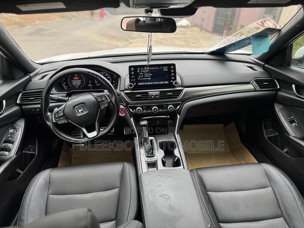 Honda Accord Sport (1.5L 4cyl Turbo CVT) 2019 White photo 8