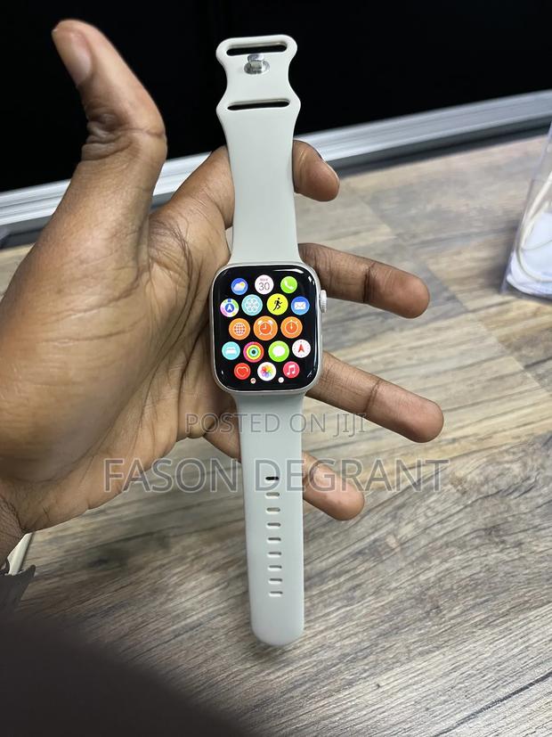 Apple Watch Series 7 45mm