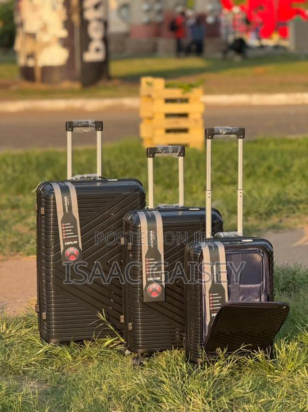 3set Anticrake Luggages With Laptop Compartment · Photo 1