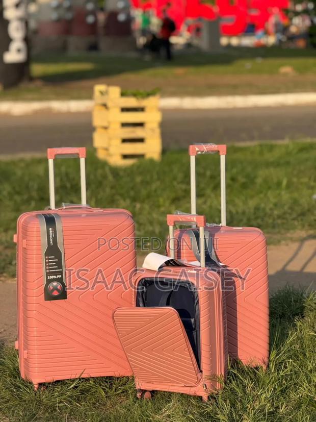 3set Classic Anticrake Luggages With Laptop Compartment · Photo 4