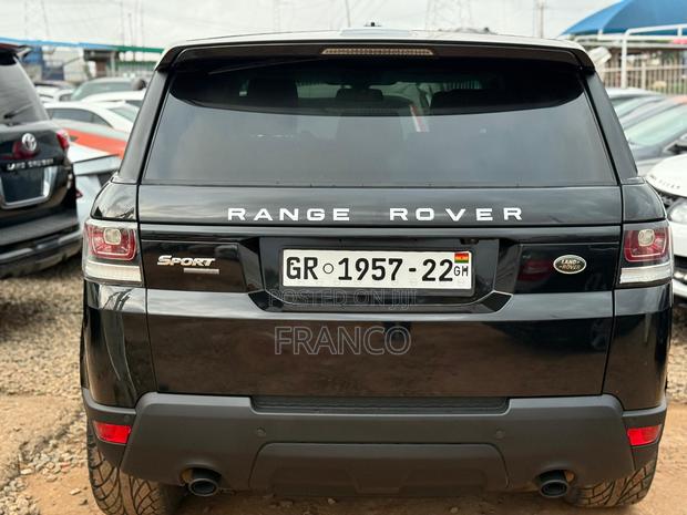 Land Rover Range Rover Sport SE Td6 4x4 (3.0L 6cyl 8A) 2016 Black