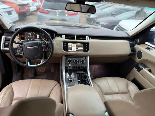 Land Rover Range Rover Sport SE Td6 4x4 (3.0L 6cyl 8A) 2016 Black