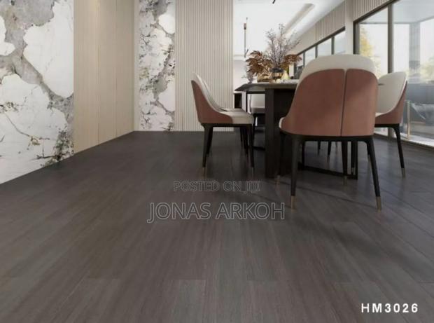 PVC Adhesive Floor Tiles · Photo 3