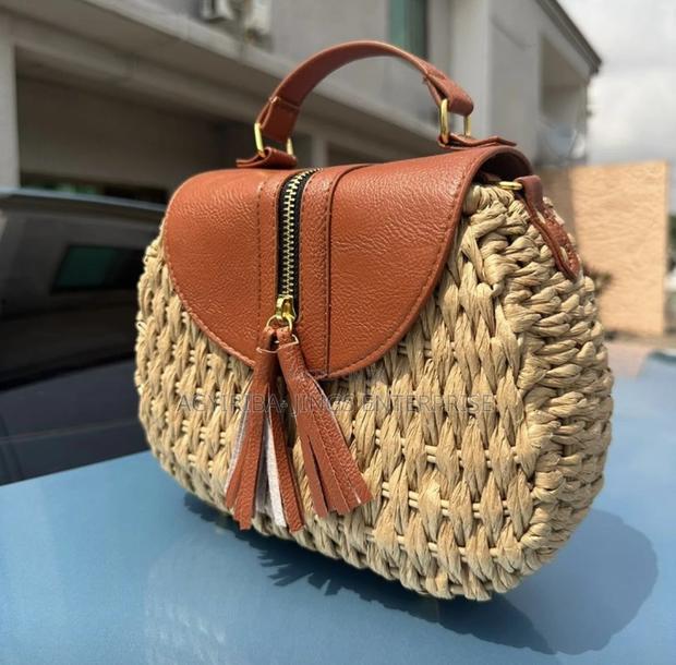 Straw Bags · Photo 3