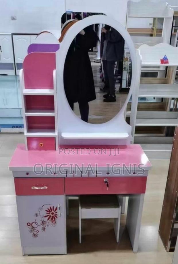 Dressing Mirror · Photo 3