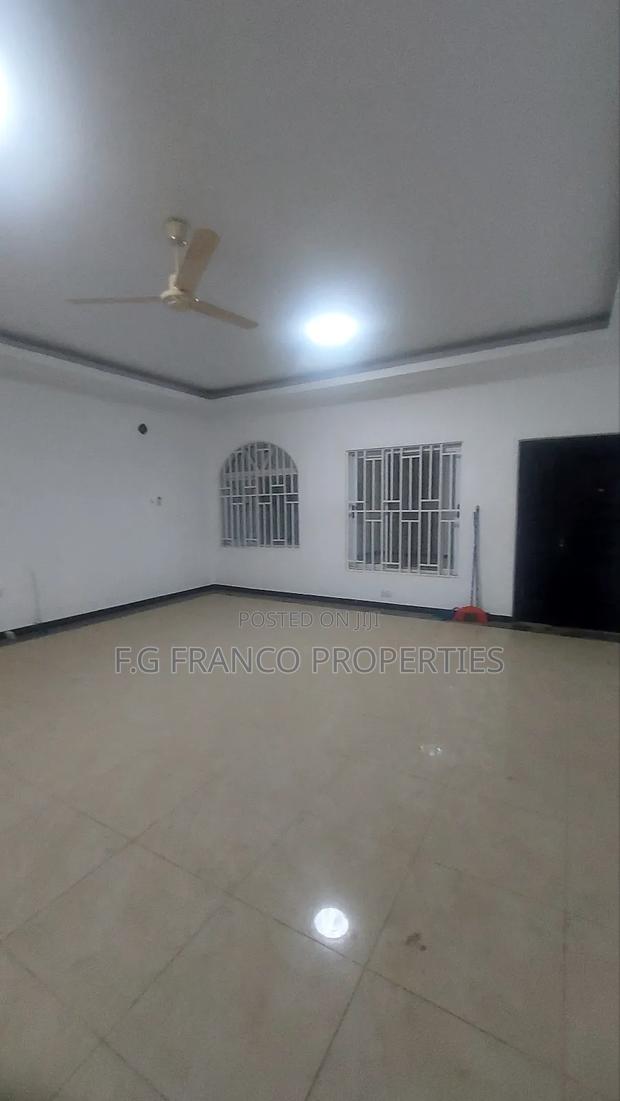 3bdrm House in Kg.Franco Properties, Spintex for rent · Photo 4