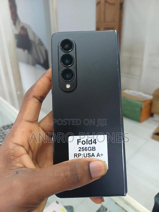 Samsung Galaxy Z Fold4 256 GB Black photo 2